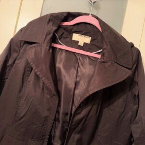 Anne Klein Trench with a Removable Hood, size 8 (L), Black